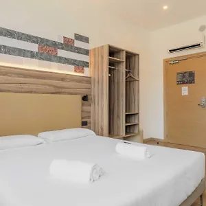 Center Hotel