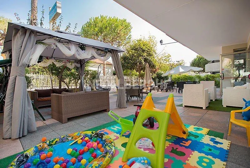 **  Hotel Fucsia Riccione Italy
